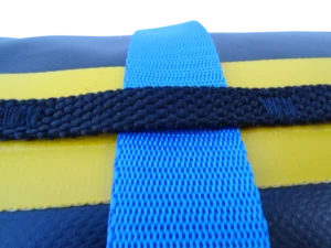 Zadní vak na motorku s bočním vstupem – správné uchycení