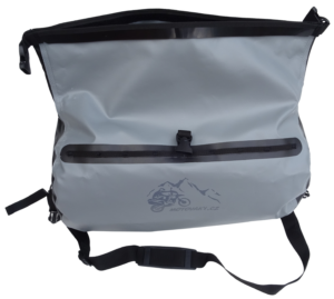 Zadní vak na motorku s horním vstupem – otevřený vak